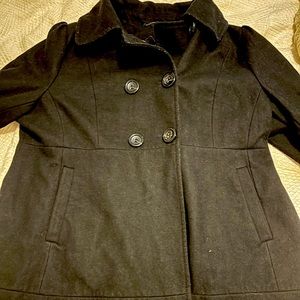 Hardly used black peacoat